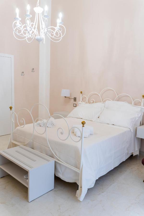 A Casa Dei Miei Hotell San Pietro Vernotico Eksteriør bilde