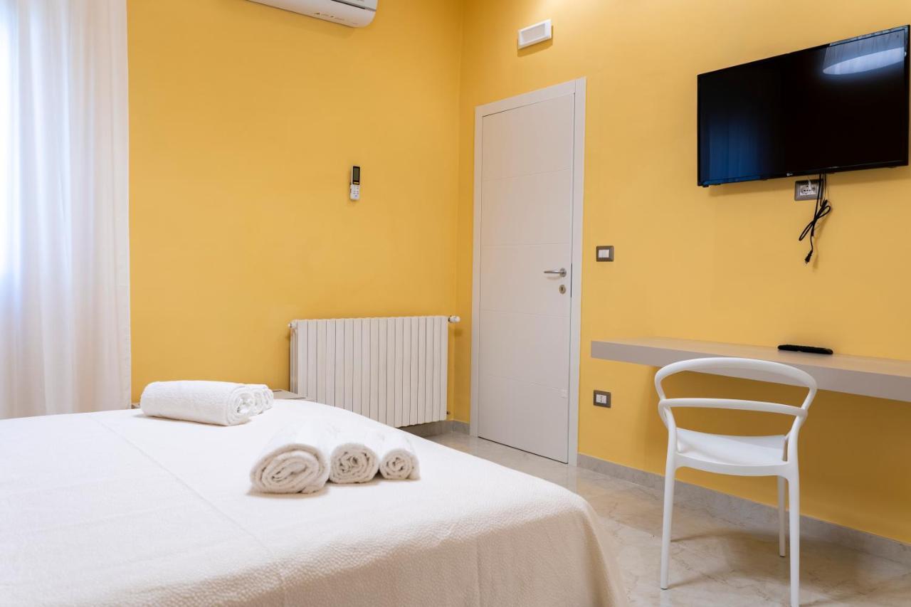 A Casa Dei Miei Hotell San Pietro Vernotico Eksteriør bilde
